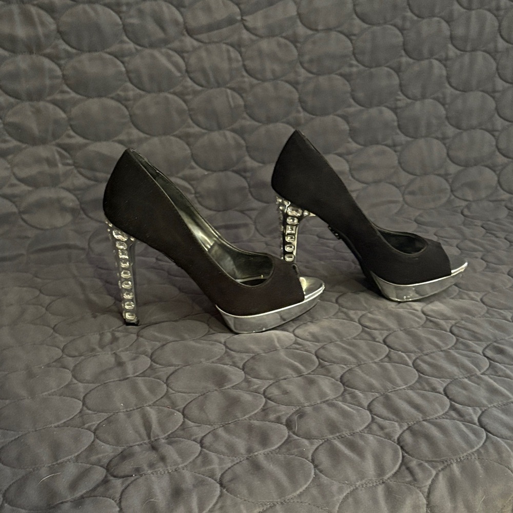 Simply Vera Vera Wang Black Heels with Silver Platform